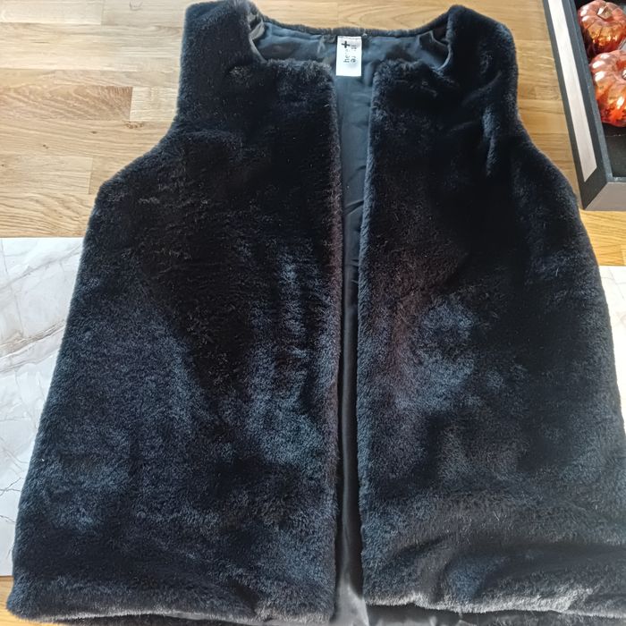 Kamizelka bezrękawnik futerko 146