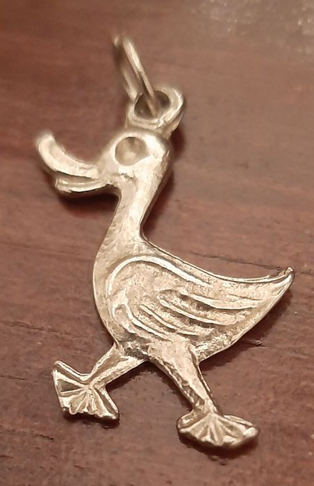 Pingente de pato vintage anos 50, altura de 2,2cm