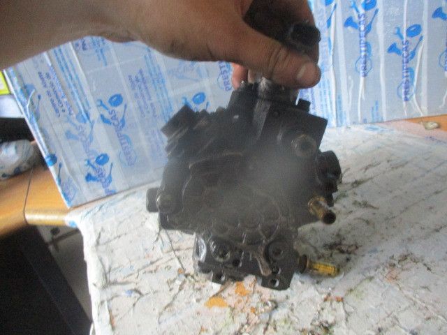 Bomba injetora PEUGEOT Partner (5)