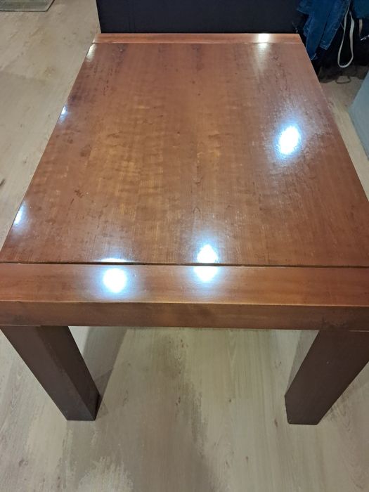 Vendo mesa extensível em madeira