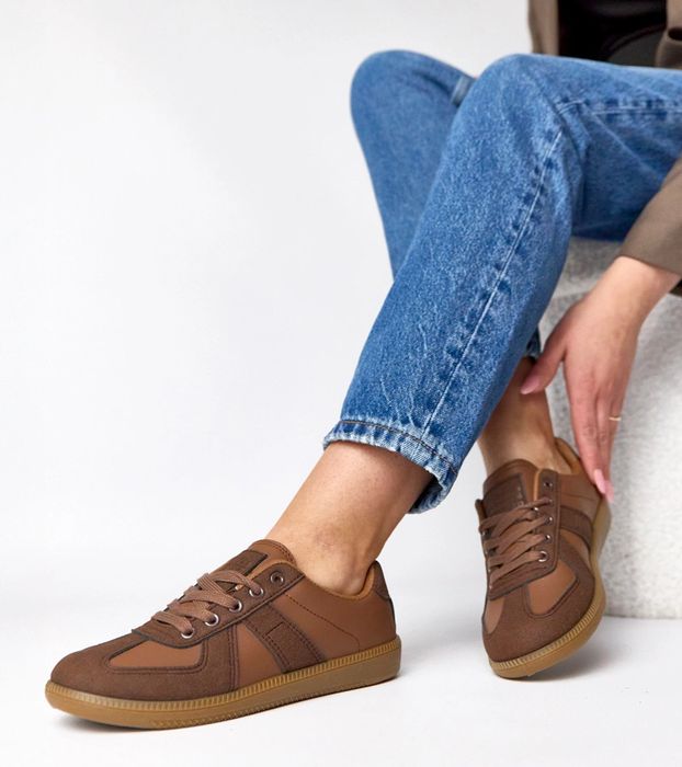 Brązowe sneakersy na platformie Valentine