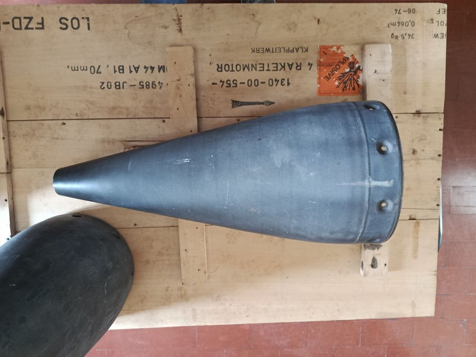 Cones motor aviao jato