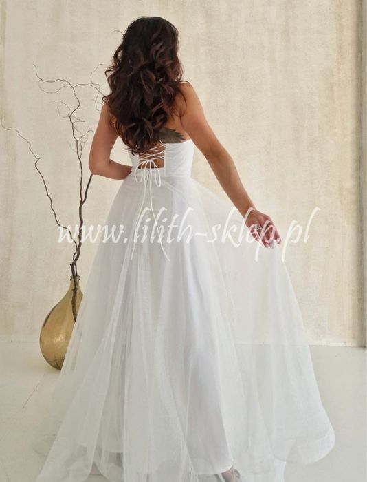 Suknia ślubna gorsetowa tiulowa 36