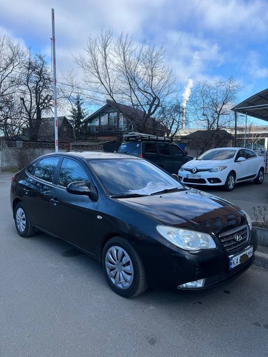 Hyundai Elantra газ /бензин