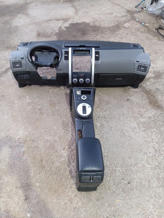 Сиденья Nissan X-trail t31 2007-2013год салон