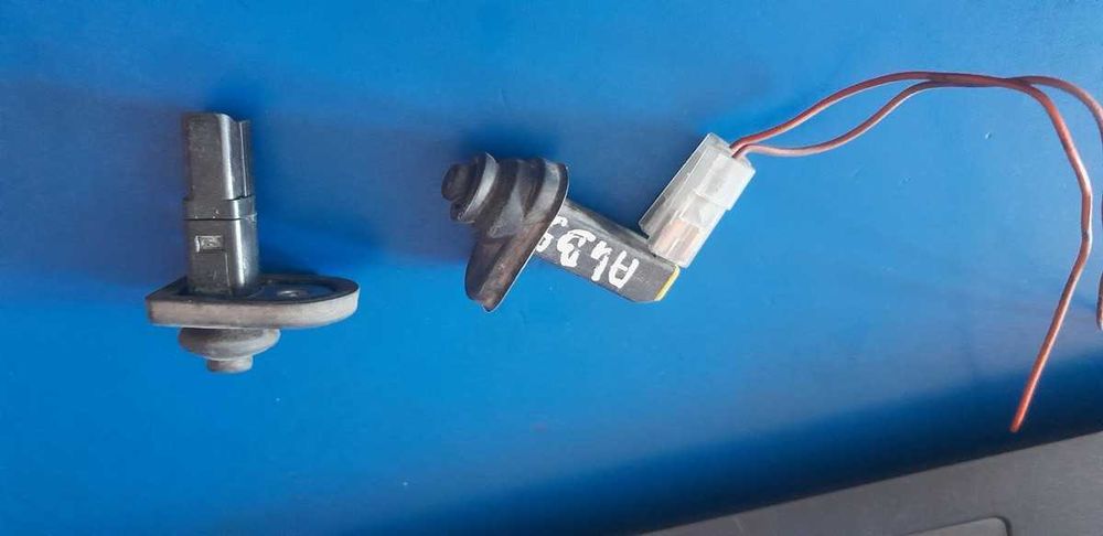 Czujnik przełącznik otwarcia drzwi Vw Sharan Alhambra Polo Audi A4 B5