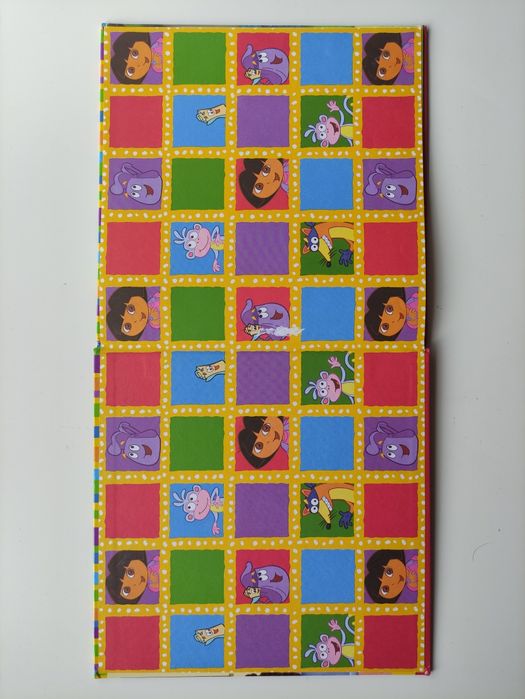 Dora vai à escola