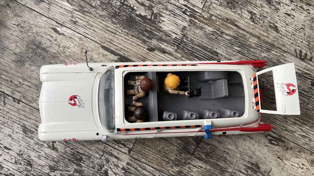 Playmobile Ghostbusters - Auto ECTO-01 + Marshmallow Man
