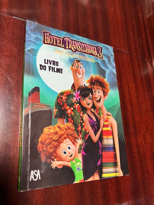 Livro Hotel Transylvania 3