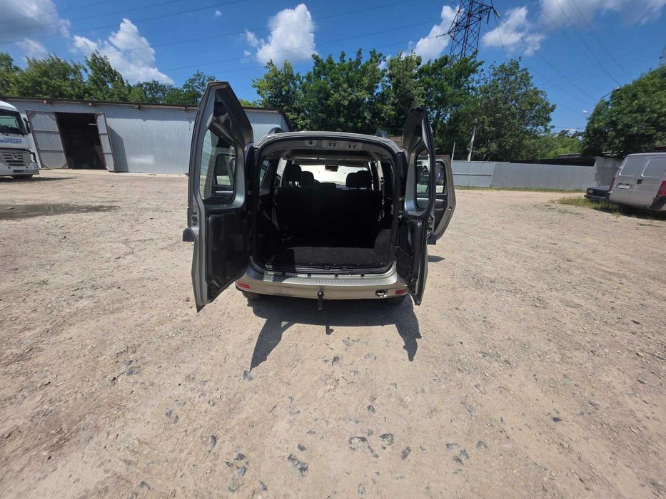 dacia Logan mcv  1.5 dci 2011