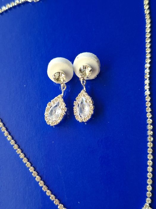 Conjunto colar e brincos de brilhantes I