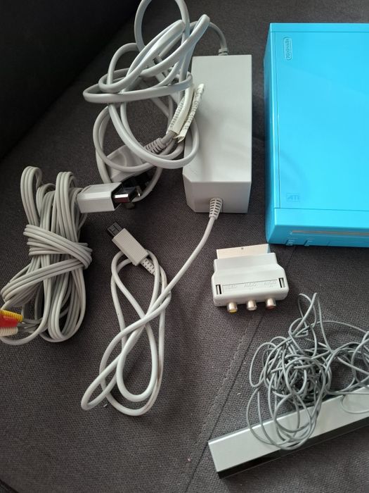 Konsola nintendo Wii niebieska + pad