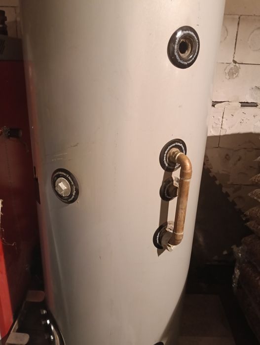 Sprzedam bojler wymiennik C.W.U 300 l marki Watt