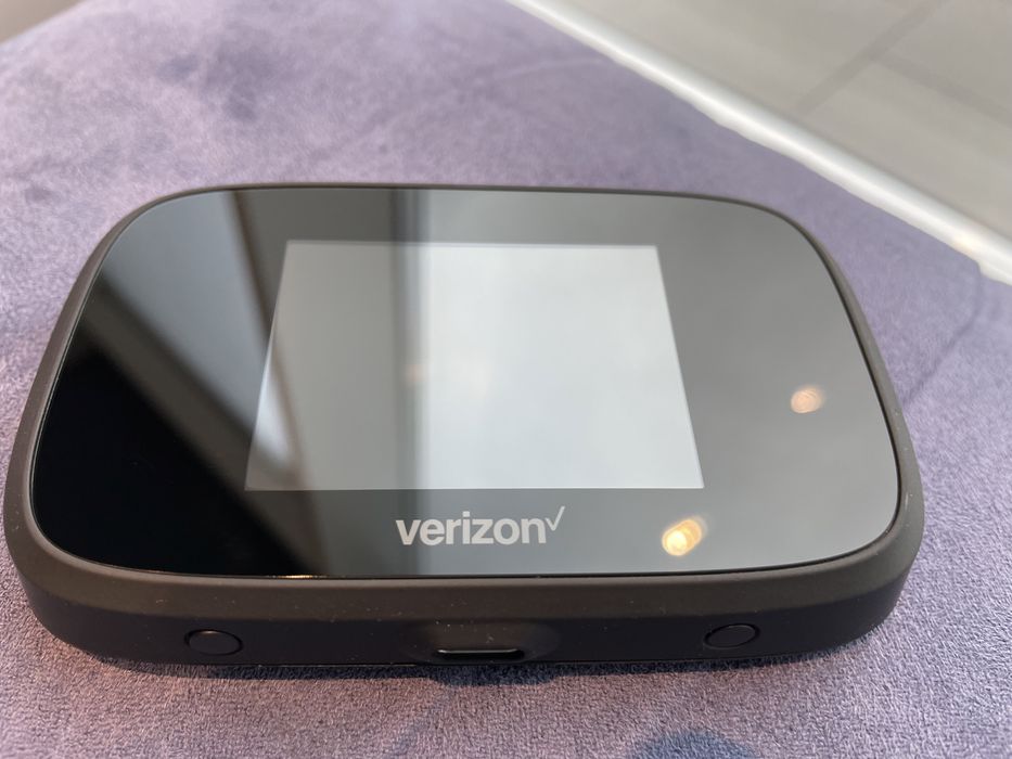 Роутер 4G Novatel MiFi 7730L.