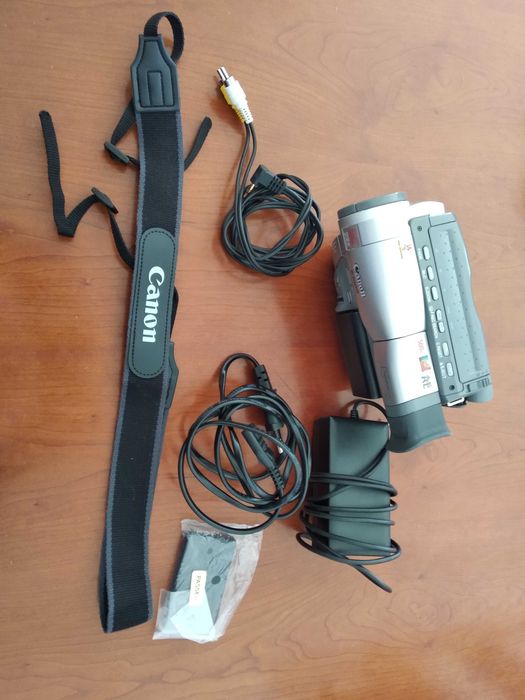 Câmara de Filmar - Canon G1000