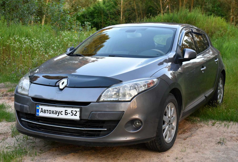 Рено Меган 2010. Дв 1.6D. Автомат. Климат, круиз и т.д..