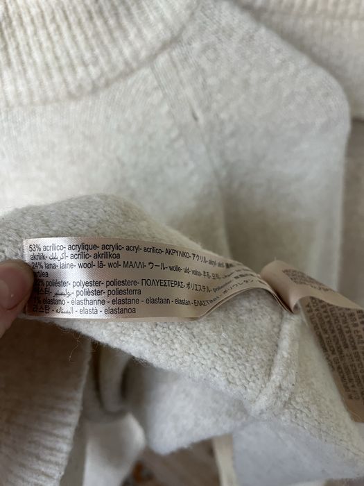 Молочний светр massimo dutti