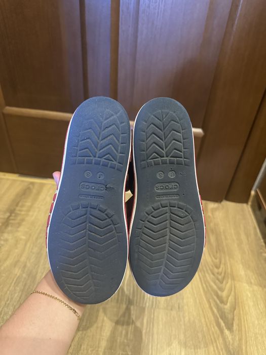 Босоніжки Crocs j3