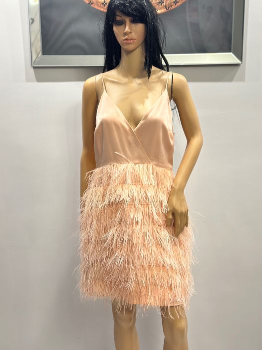 Twinset sukienka z piórami 38