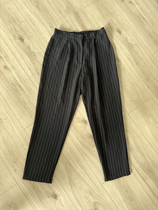 Spodnie w paski damskie