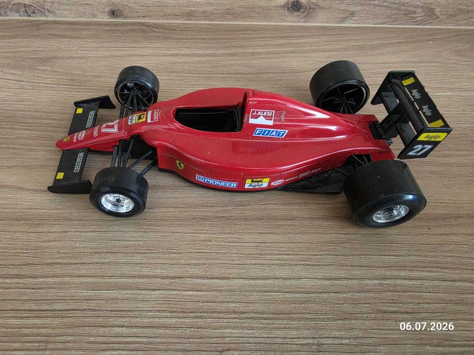 Bburago 1/24 - F1 Ferrari 641/2 model bolidu