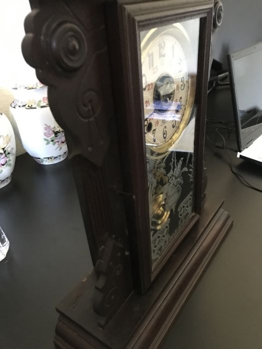 Relógio vitage da marca regulador a funcionar