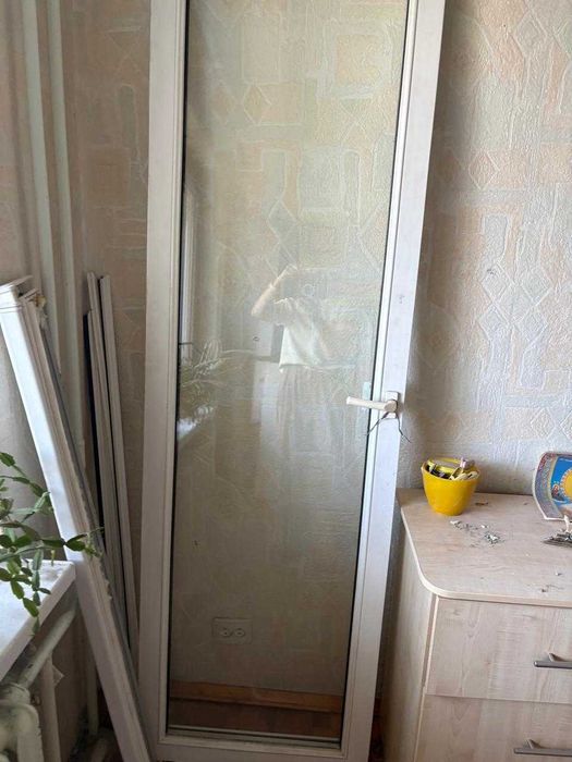 Віддам металопластикові вікна і балкон б/у