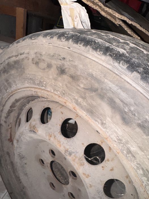 Pneus e jantes 205/65/16 mercedes vito