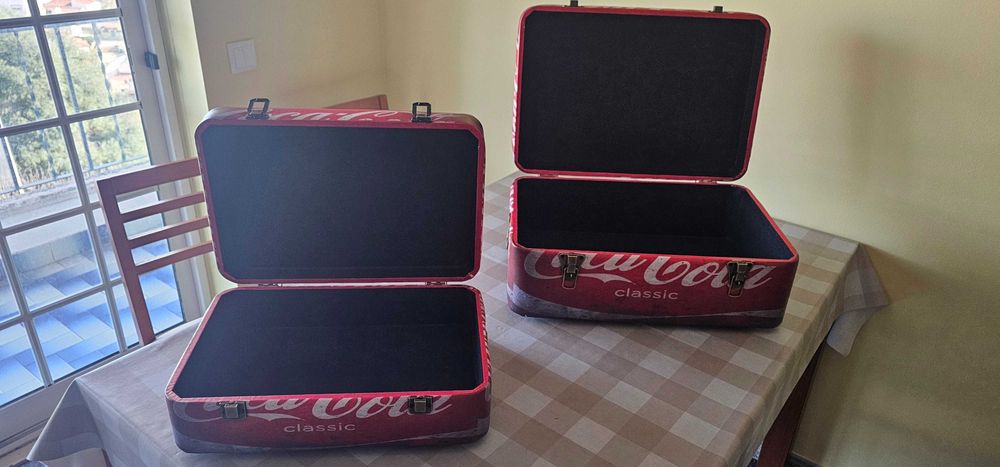 Banco | Baú  Coca Cola