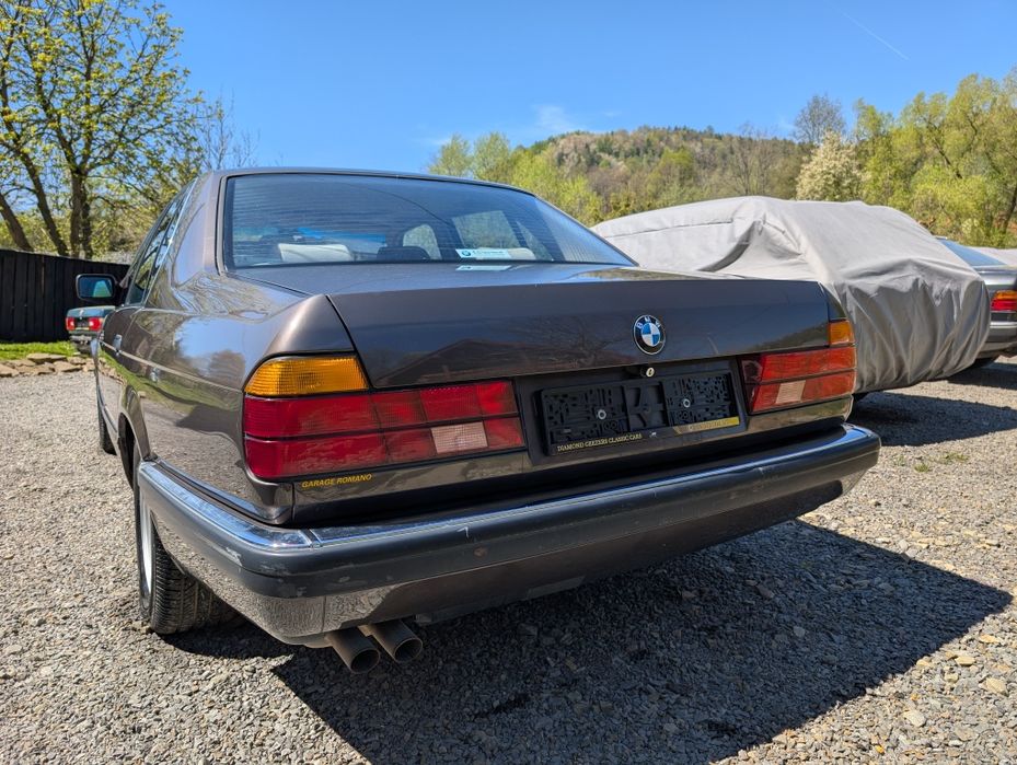 BMW E32 735i wolna od korozji