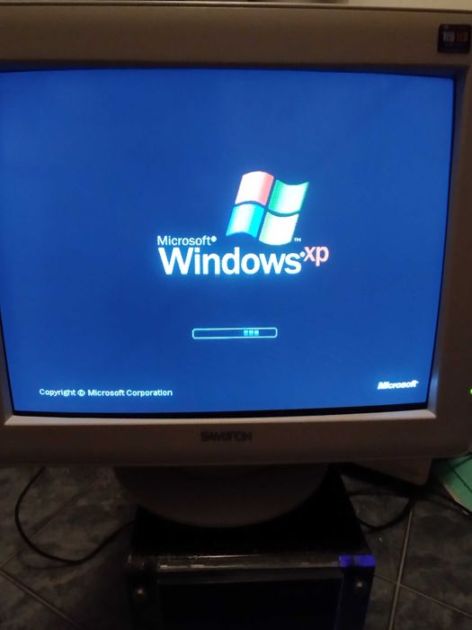 Monitor komputerowy Samatron 78e