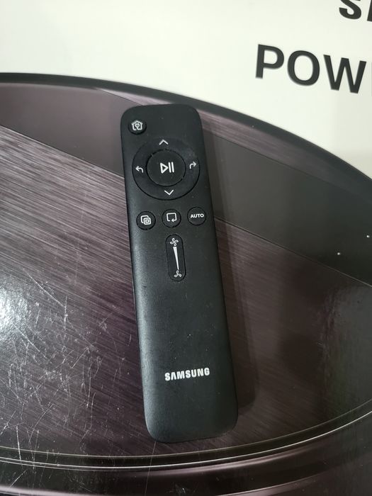 Пилосос Samsung робот