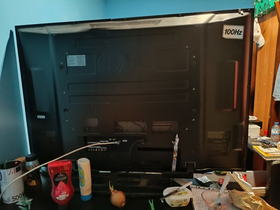 € preço € novos€ (LCD) LG com 1 metro 20cm  só de ecrã  na diagonal