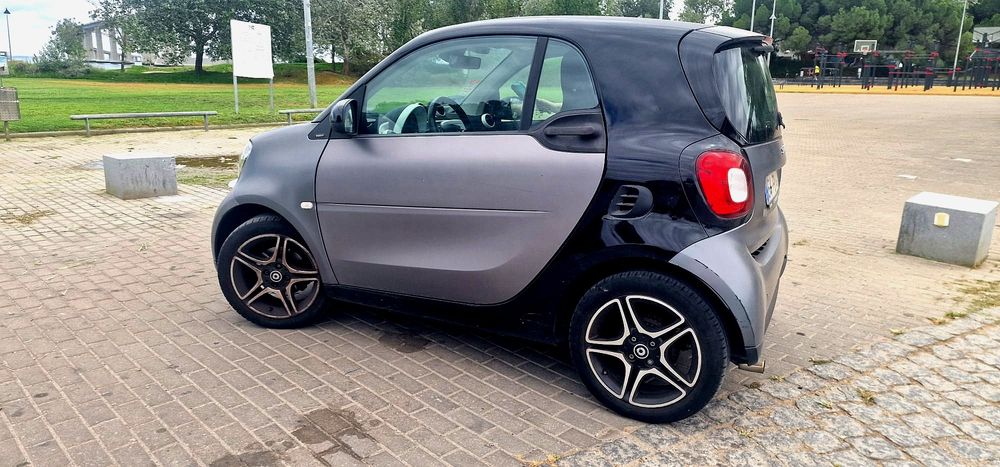 Carro Smart for two