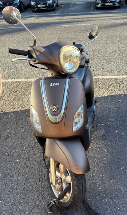 Scooter Sym Fiddle 3 com extras