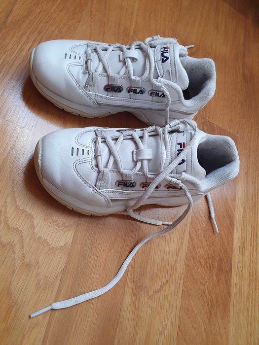 Sapatilhas Fila menina tamanho 33 Paços de Ferreira •