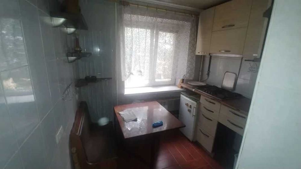 D1H Продам 2-х кімнатну квартиру на вулиці Мира