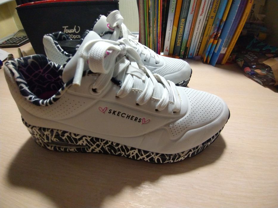 Кросівки Skechers 36р.