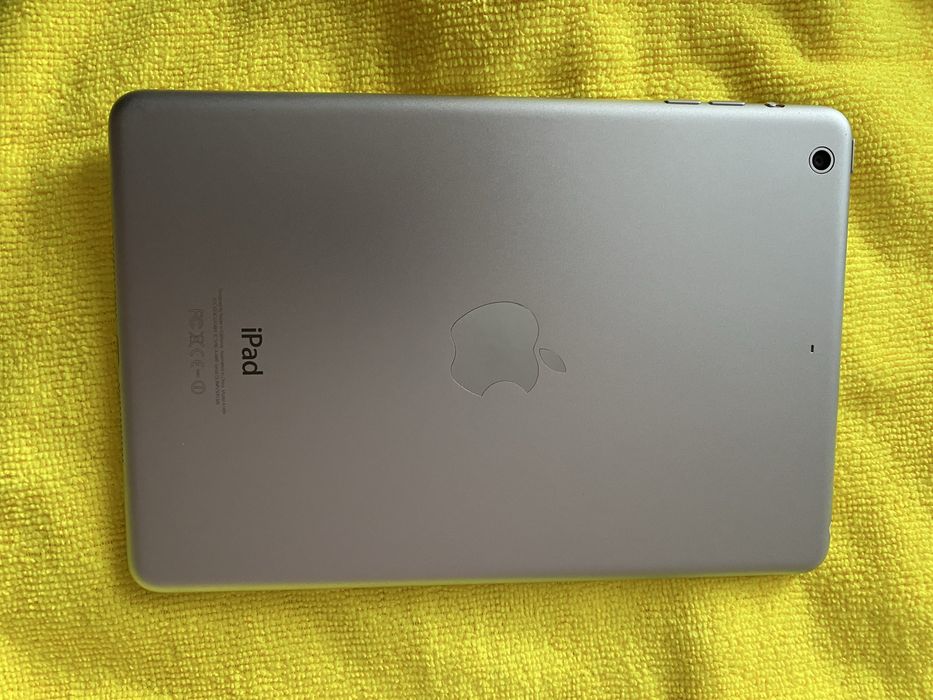 Ідеальний Apple ipad mini 2  silver 32gb