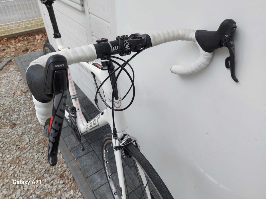 Rower szosowy FELT 23 RED-SRAM RED,2x11,CARBON,waga 7,50 kg-igła