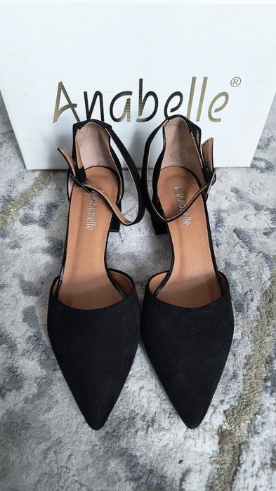 Buty damskie na słupku