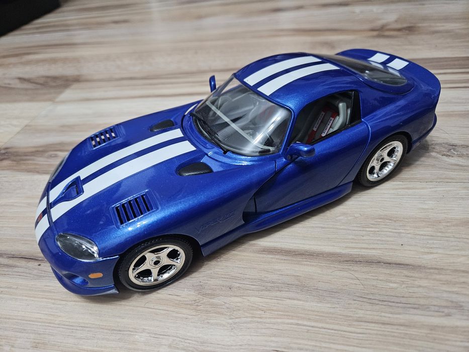Dodge Viper GTS Coupe Burago Bburago 1:18 cod 3030