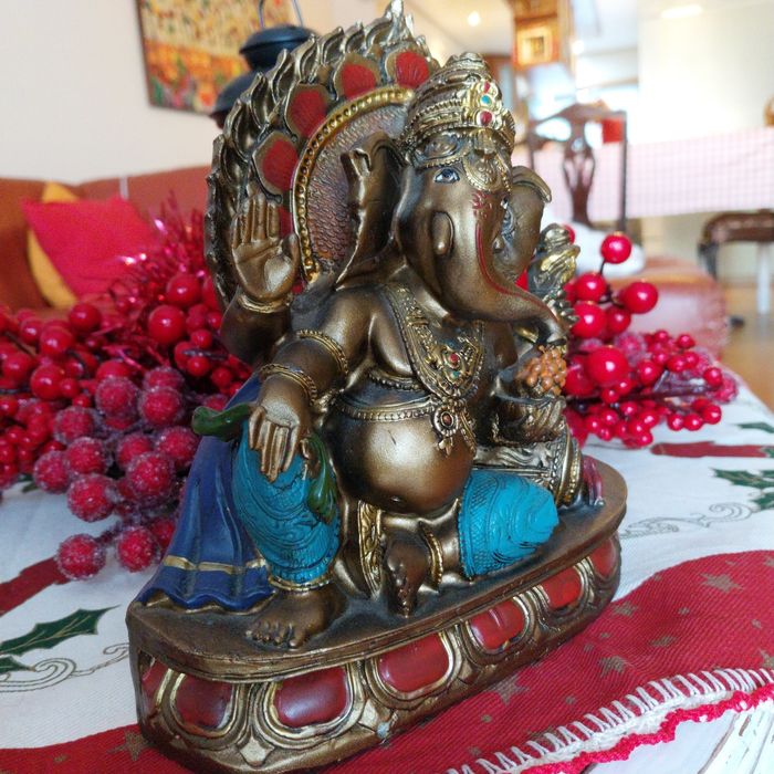 Estatueta de marfinite - Ganesha
