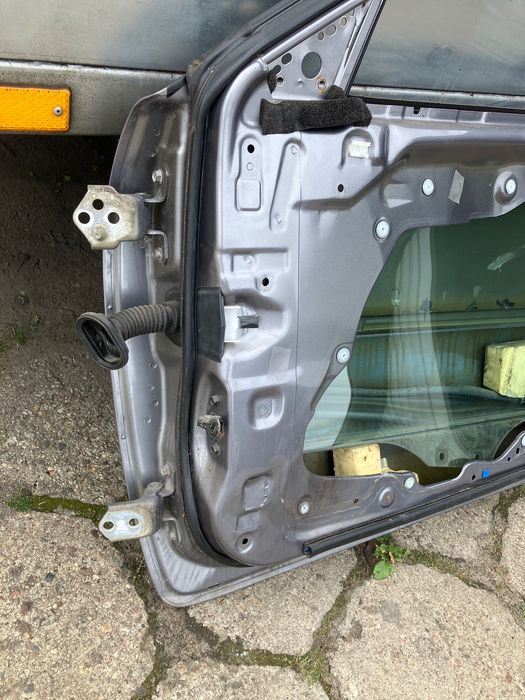 Mazda 6 - drzwi przód prawe