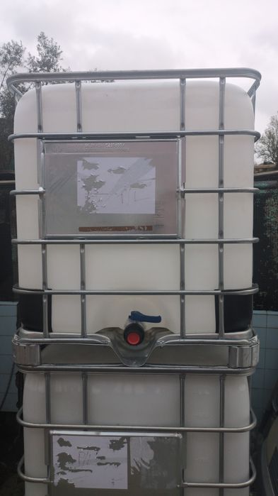 Cubas 1000 litros IBC
