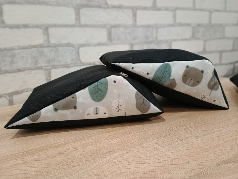 Вкладиш в автокрісло для новонароджених