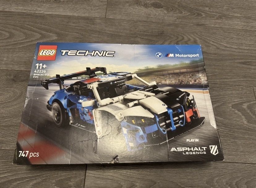 Конструктор LEGO Technic BMW M4 GT3 EVO (42226)