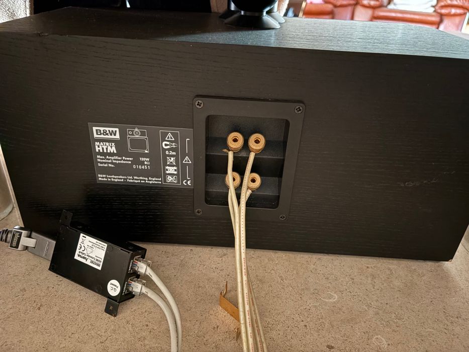 Vendo coluna central B&W matrix HTM