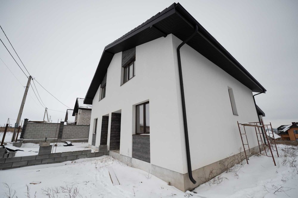 Новий цегляний будинок 100 м²  4 кімнати | тераса