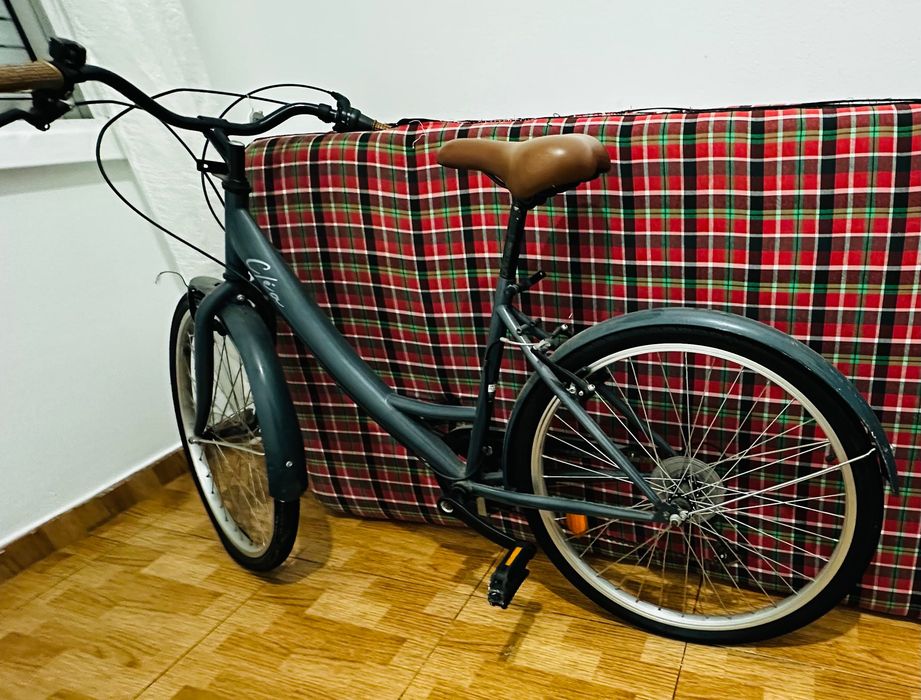 Clia bicycles New bicycle price is €250 it used little by children’s  And now not in used so offer for buyers €100 only